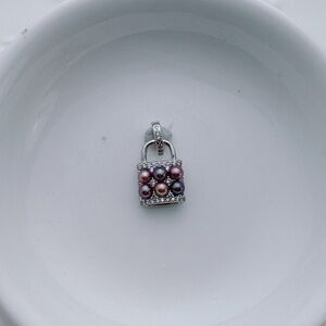 26P126 S925 Stamped High Quality Freshwater Baby Pearl Detachable Lock Pendant